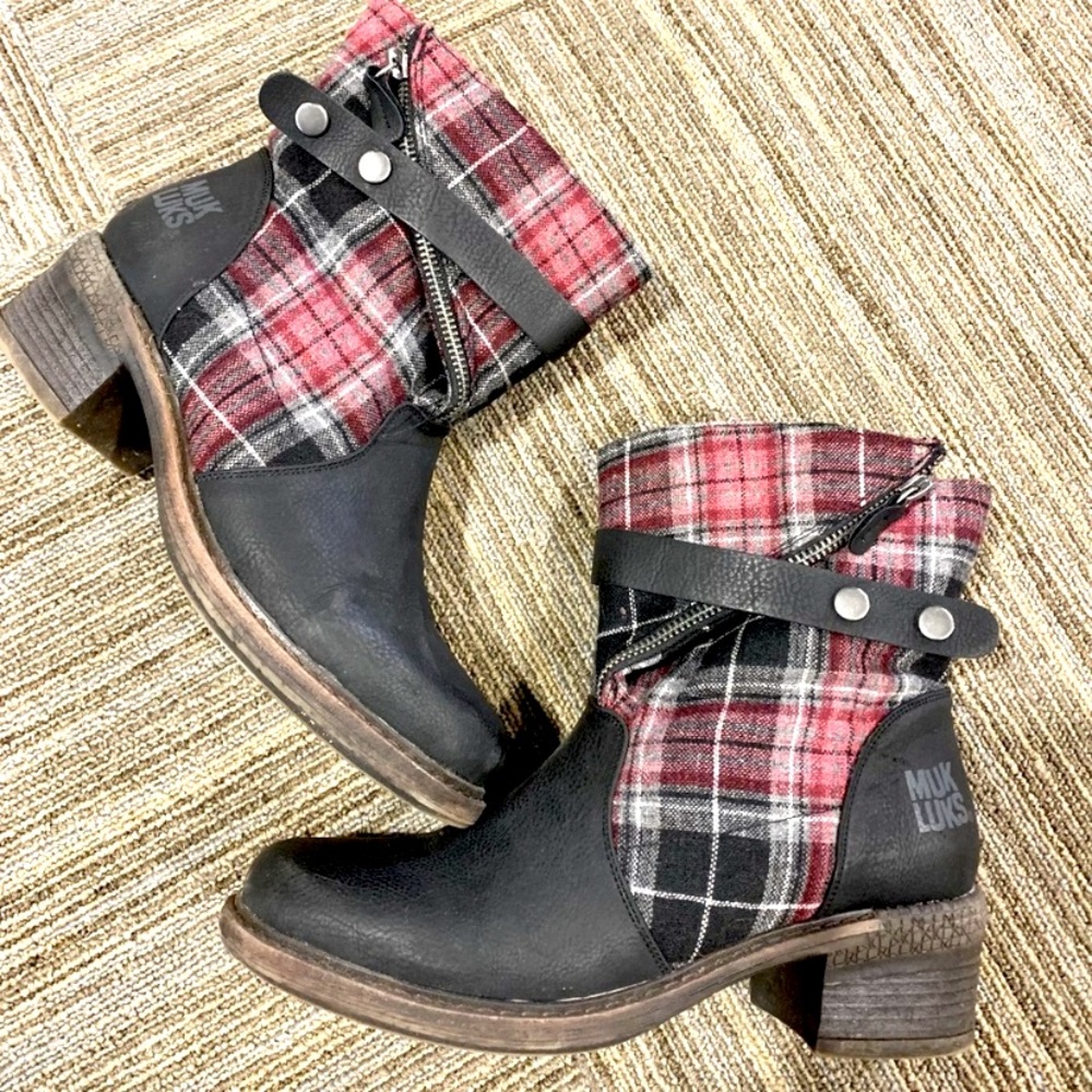 Muk Luks fashion boots